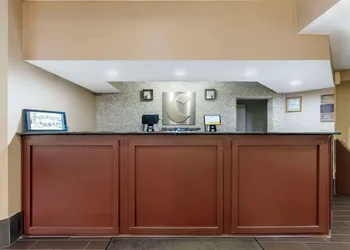 Comfort Inn Brownsville I-40 hotel thumbnail 2