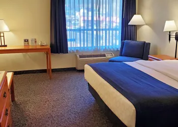 Manitou Pikes Peak Hotel hotel thumbnail 7