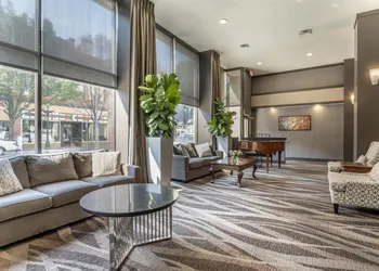 Best Western Plus Carlton Plaza Hotel hotel thumbnail 2