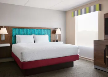 Hampton Inn & Suites New Haven - South - West Haven hotel thumbnail 5