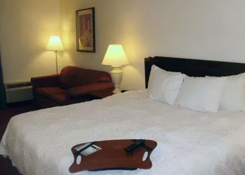 Quality Inn & Suites Searcy I-57 hotel thumbnail 7