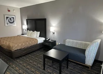 Quality Inn Ashland hotel thumbnail 3