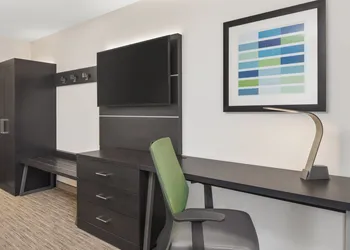 Holiday Inn Express & Suites Greenville-Spartanburg (Duncan) by IHG hotel thumbnail 5