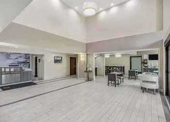 La Quinta Inn & Suites by Wyndham Batavia hotel thumbnail 3