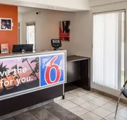 Motel 6 Bakersfield, CA - Convention Center hotel detail image 3