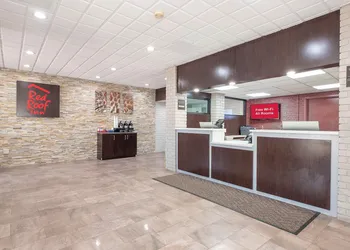 Red Roof Inn Roanoke Rapids hotel thumbnail 2