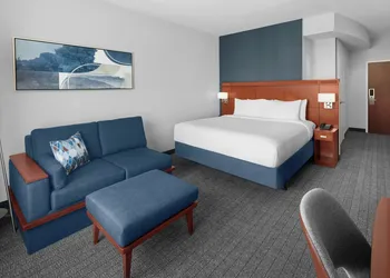 Courtyard by Marriott Santa Clarita Valencia hotel thumbnail 8
