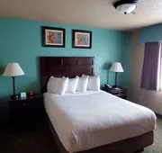 Best Western Plus Bayshore Inn hotel detail image 4