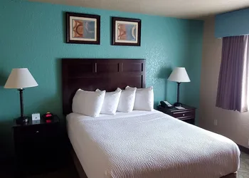 Best Western Plus Bayshore Inn hotel thumbnail 4