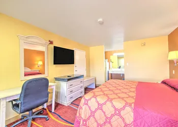 Heights Inn by Townhouse Harker Heights/Killeen hotel thumbnail 8