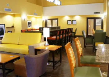 Hampton Inn & Suites Kingman hotel thumbnail 2