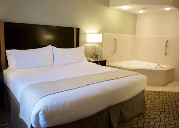 Holiday Inn Effingham by IHG hotel thumbnail 5
