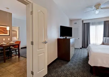 Homewood Suites By Hilton Houston IAH Airport Beltway 8 hotel thumbnail 7