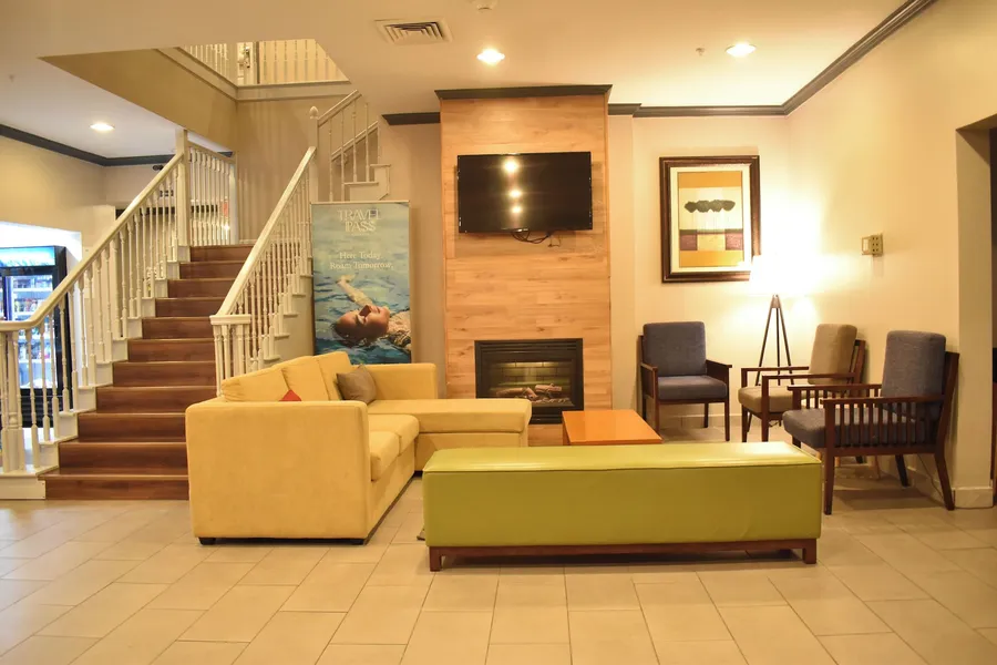 Sonesta Essential IAH Airport JFK Boulevard hotel detail image 2