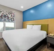 Sonesta Essential IAH Airport JFK Boulevard hotel detail image 5