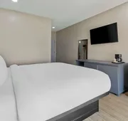 Sonesta Essential IAH Airport JFK Boulevard hotel detail image 7