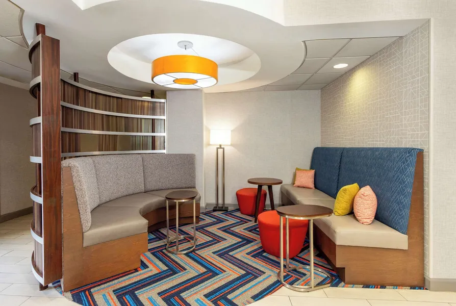 Hampton Inn Orlando-International Airport hotel detail image 2
