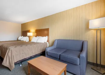 Quality Inn & Conference Centre Downtown hotel thumbnail 8