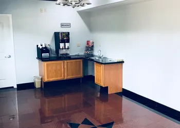 Palace Inn Greenspoint hotel thumbnail 4