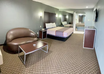 Home Place Inn & Suites hotel thumbnail 2