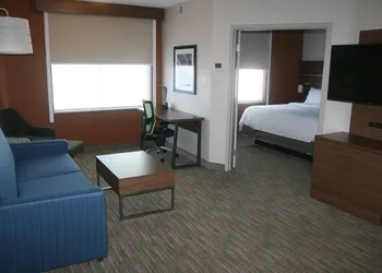 Holiday Inn Express & Suites Buffalo Downtown - Medical CTR by IHG hotel thumbnail 6