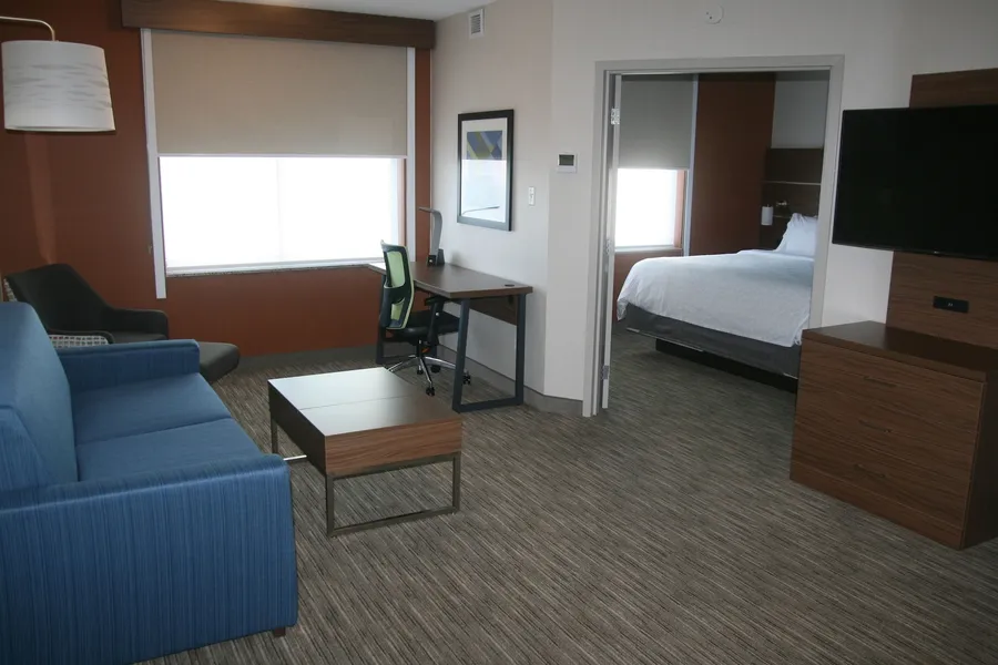 Holiday Inn Express & Suites Buffalo Downtown - Medical CTR by IHG hotel detail image 6