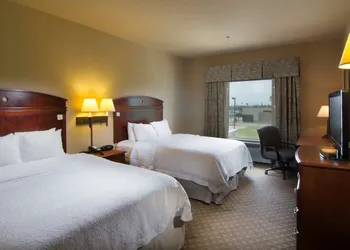 Hampton Inn & Suites Brownsville hotel thumbnail 5
