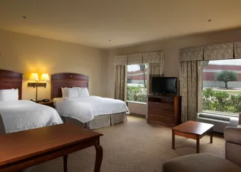 Hampton Inn & Suites Brownsville hotel thumbnail 6