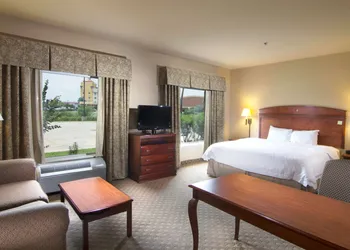 Hampton Inn & Suites Brownsville hotel thumbnail 7