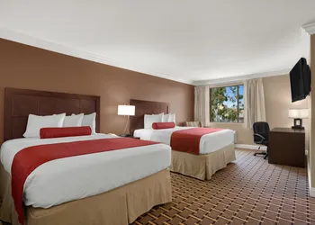 Best Western Plus LA Mid Town Hotel hotel thumbnail 6