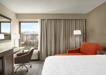 Hampton Inn Philadelphia Mt. Laurel hotel thumbnail 4