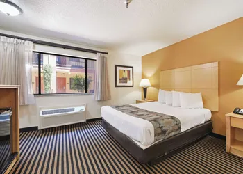 Best Western Plus Executive Inn & Suites hotel thumbnail 6