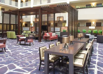 Embassy Suites by Hilton Philadelphia Airport hotel thumbnail 4