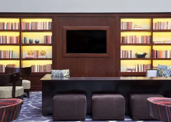 Embassy Suites by Hilton Philadelphia Airport hotel thumbnail 6