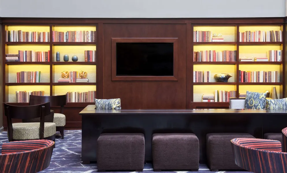 Embassy Suites by Hilton Philadelphia Airport hotel detail image 6