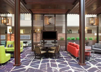 Embassy Suites by Hilton Philadelphia Airport hotel thumbnail 8
