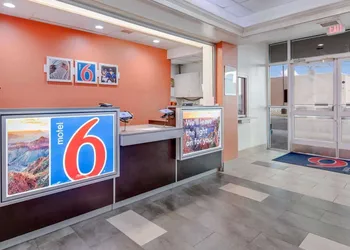 Motel 6 Roswell, NM hotel thumbnail 2