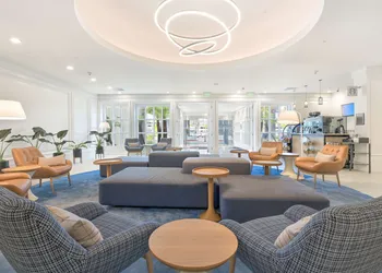 Hilton Irvine/Orange County Airport hotel thumbnail 2