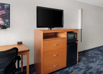 Fairfield Inn and Suites by Marriott Denver Airport hotel thumbnail 8