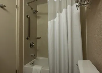 Holiday Inn Express Hotel and Suites Laurel by IHG hotel thumbnail 8