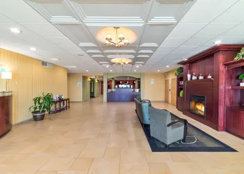 Days Inn by Wyndham Plattsburgh hotel thumbnail 2