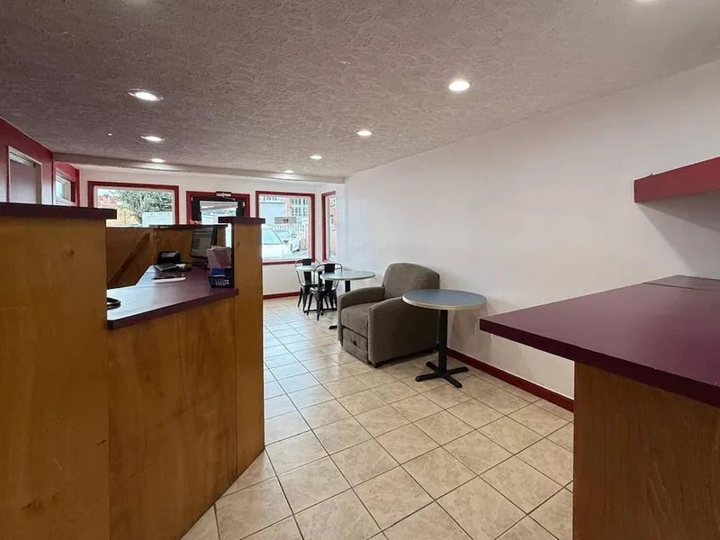 Econo Lodge Galax hotel detail image 2