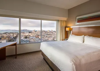 Holiday Inn Golden Gateway by IHG hotel thumbnail 5