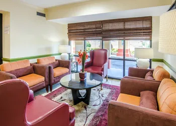 Quality Inn Tanglewood hotel thumbnail 6