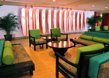 The Twin Fin Hotel hotel thumbnail 2