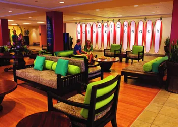 The Twin Fin Hotel hotel thumbnail 4
