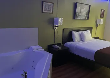 Willow Lodge Willoughby – Cleveland Mentor hotel thumbnail 4