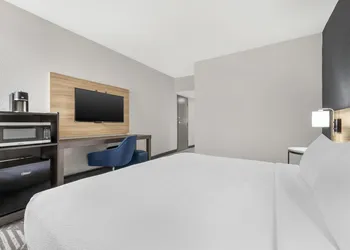 Best Western Plus Indianapolis NW Hotel hotel thumbnail 8