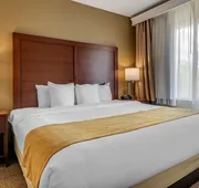Comfort Suites Tamarac Sawgrass hotel detail image 5