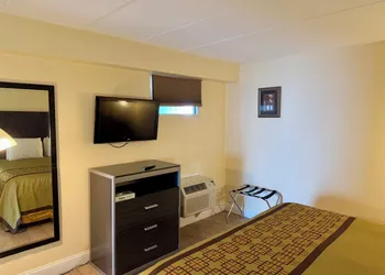 Aquarius Hotel hotel thumbnail 7